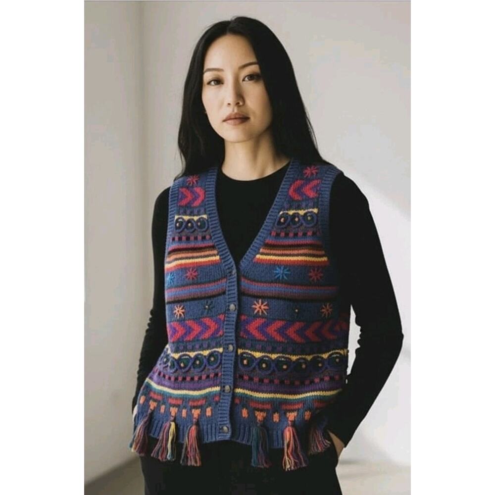 90s 3D Chunky Knit Sweater Vest Multicolor Button Down Tassel Detail | M Teacher